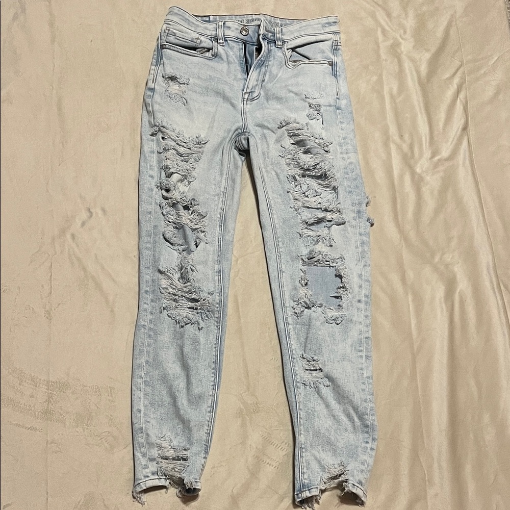 Light Blue Distressed Women mom Jeans
